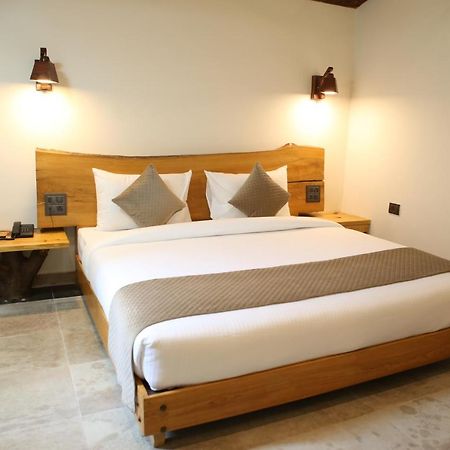 Granny'S Den Resort Rājpur Eksteriør bilde
