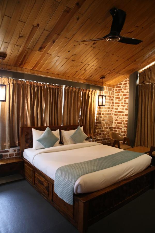 Granny'S Den Resort Rājpur Eksteriør bilde