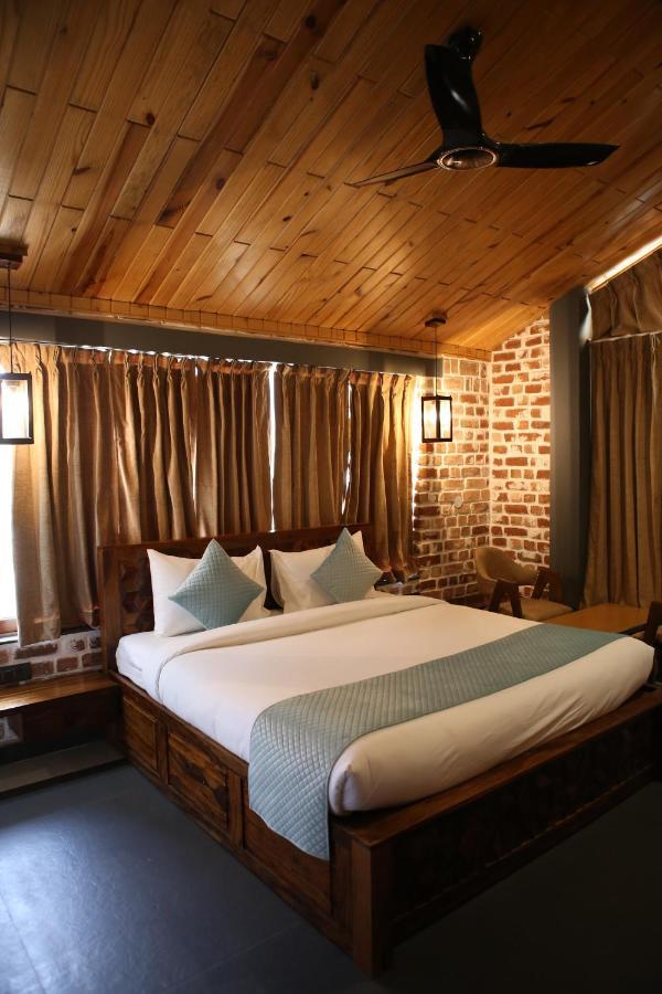 Granny'S Den Resort Rājpur Eksteriør bilde