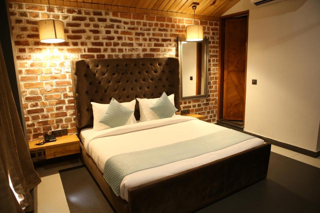 Granny'S Den Resort Rājpur Eksteriør bilde