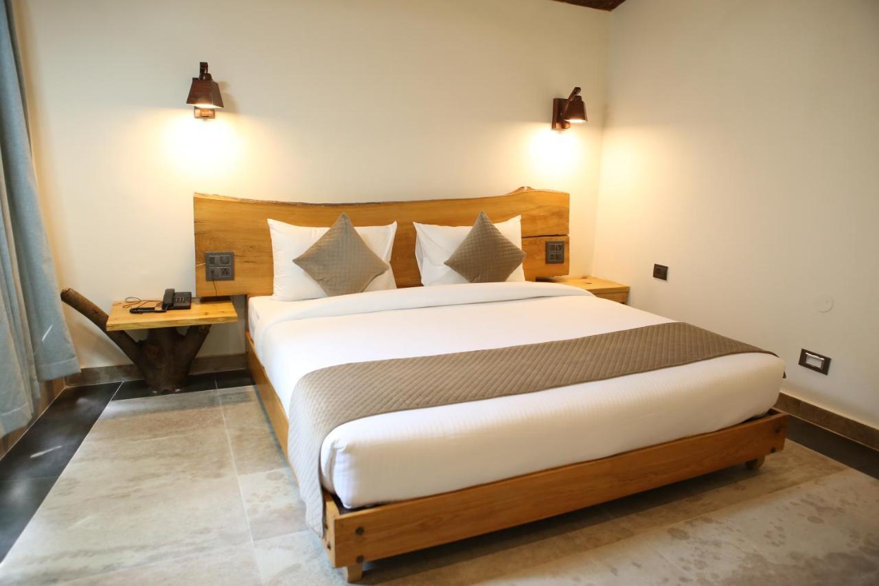 Granny'S Den Resort Rājpur Eksteriør bilde